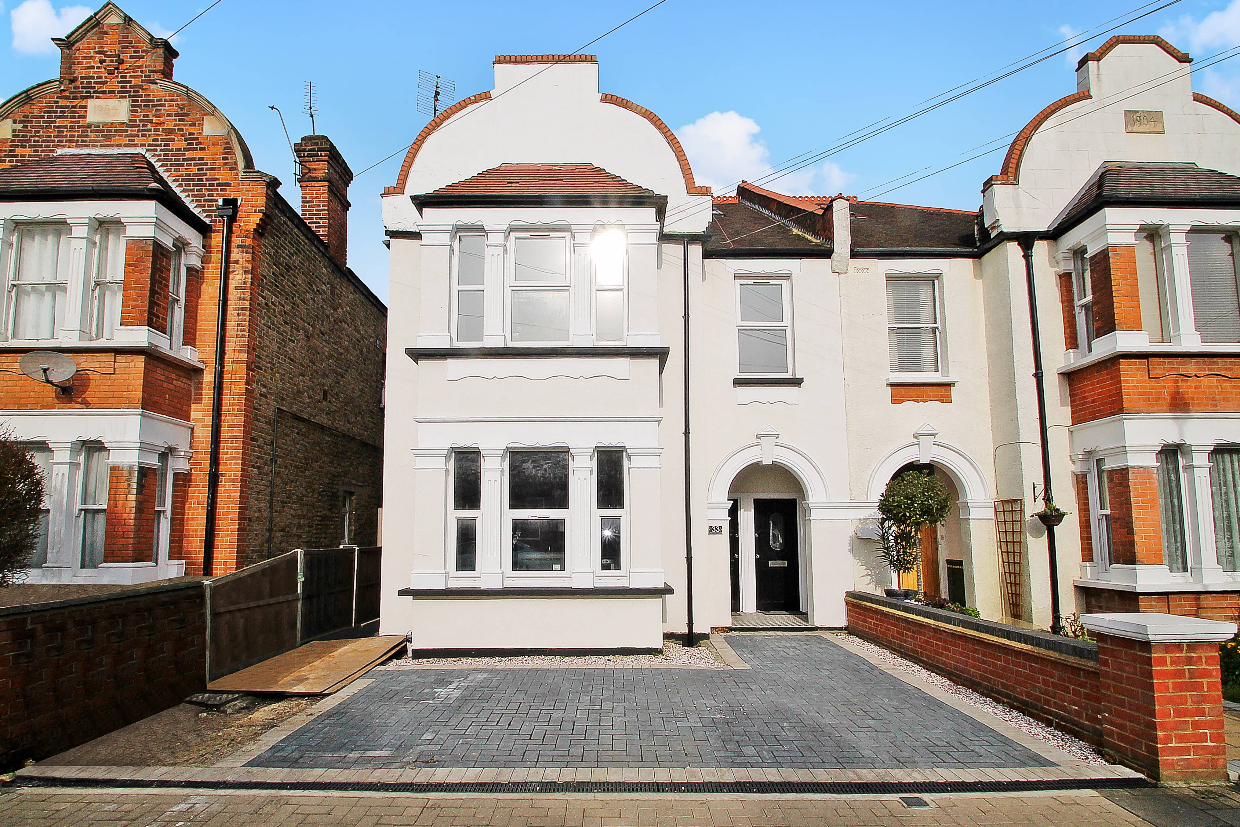 HINDES ROAD HARROW HA1 1SJ visual data 2