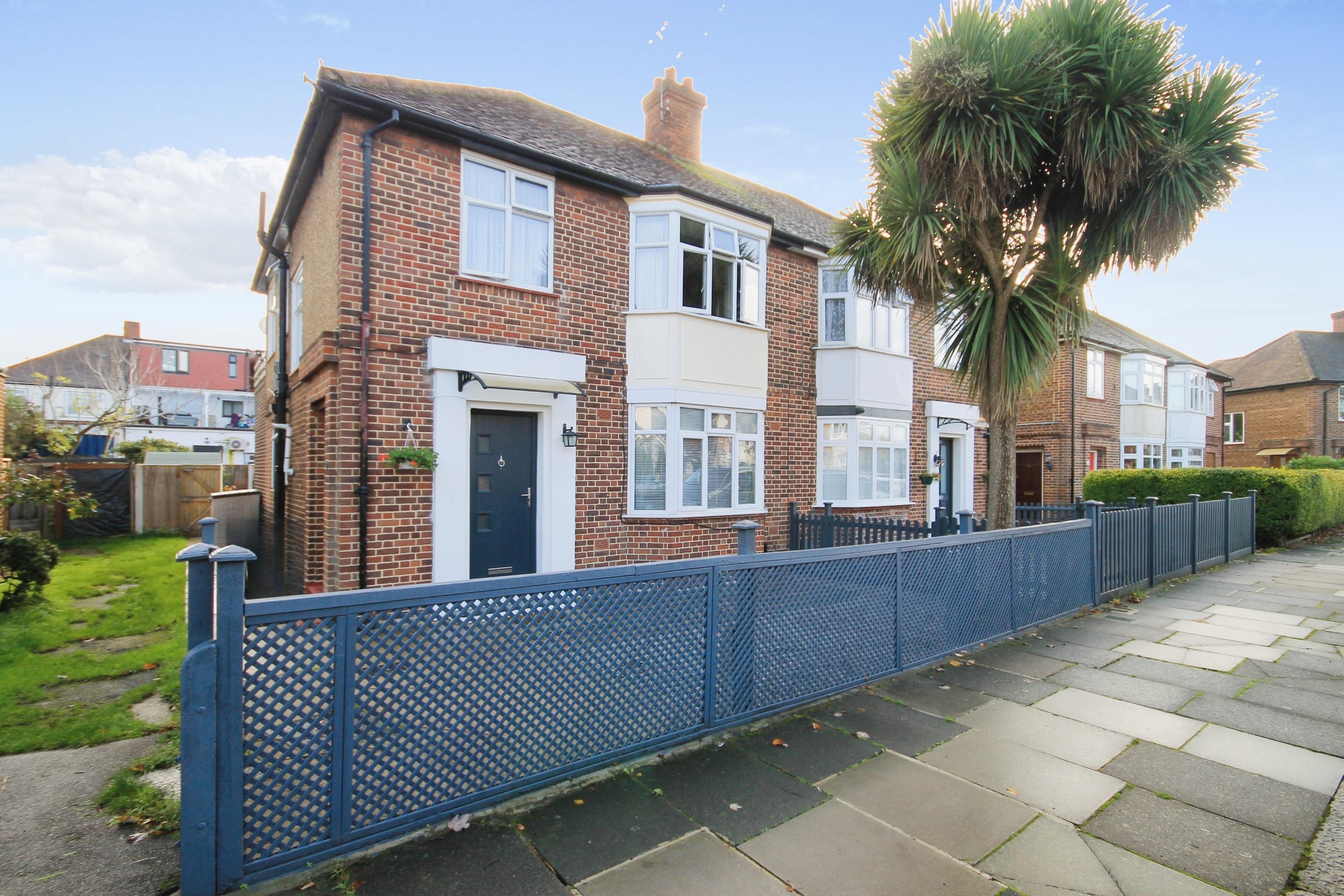 Wordsworth Avenue, Greenford Brian Cox