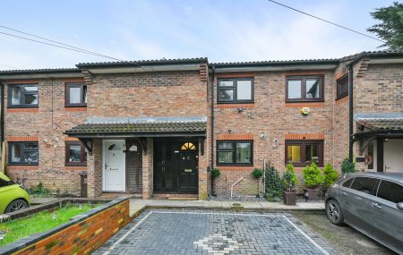 Mirren Close, Harrow