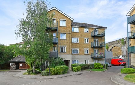 Fentiman Way, Harrow