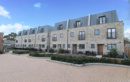MEWS CLOSE, A stunning gated development of 7 spacious properties