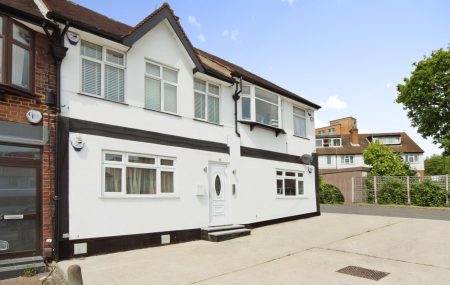 Greenford Road, Greenford