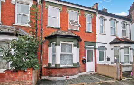 Herga Road, Harrow