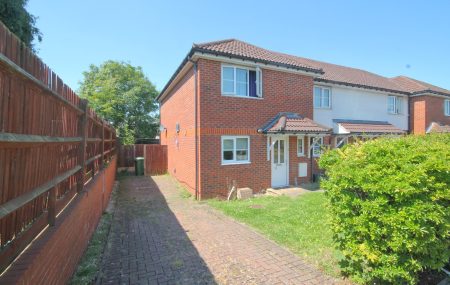 Maple Avenue, Harrow