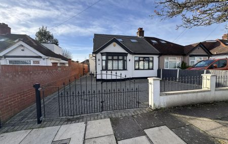 Manor Avenue, Northolt