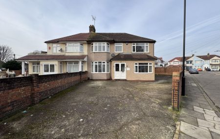 Dorell Close, Southall