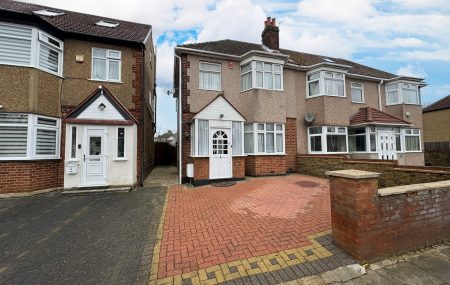 Wood End Lane, Northolt