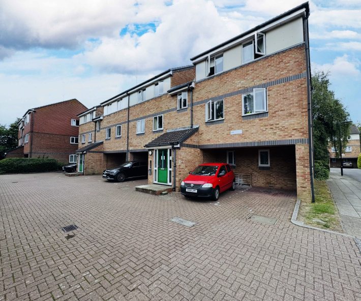 Frensham Close, Southall
